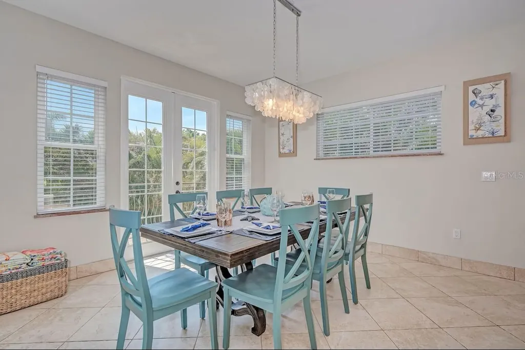4118 5th Avenue Holmes Beach FL 34217