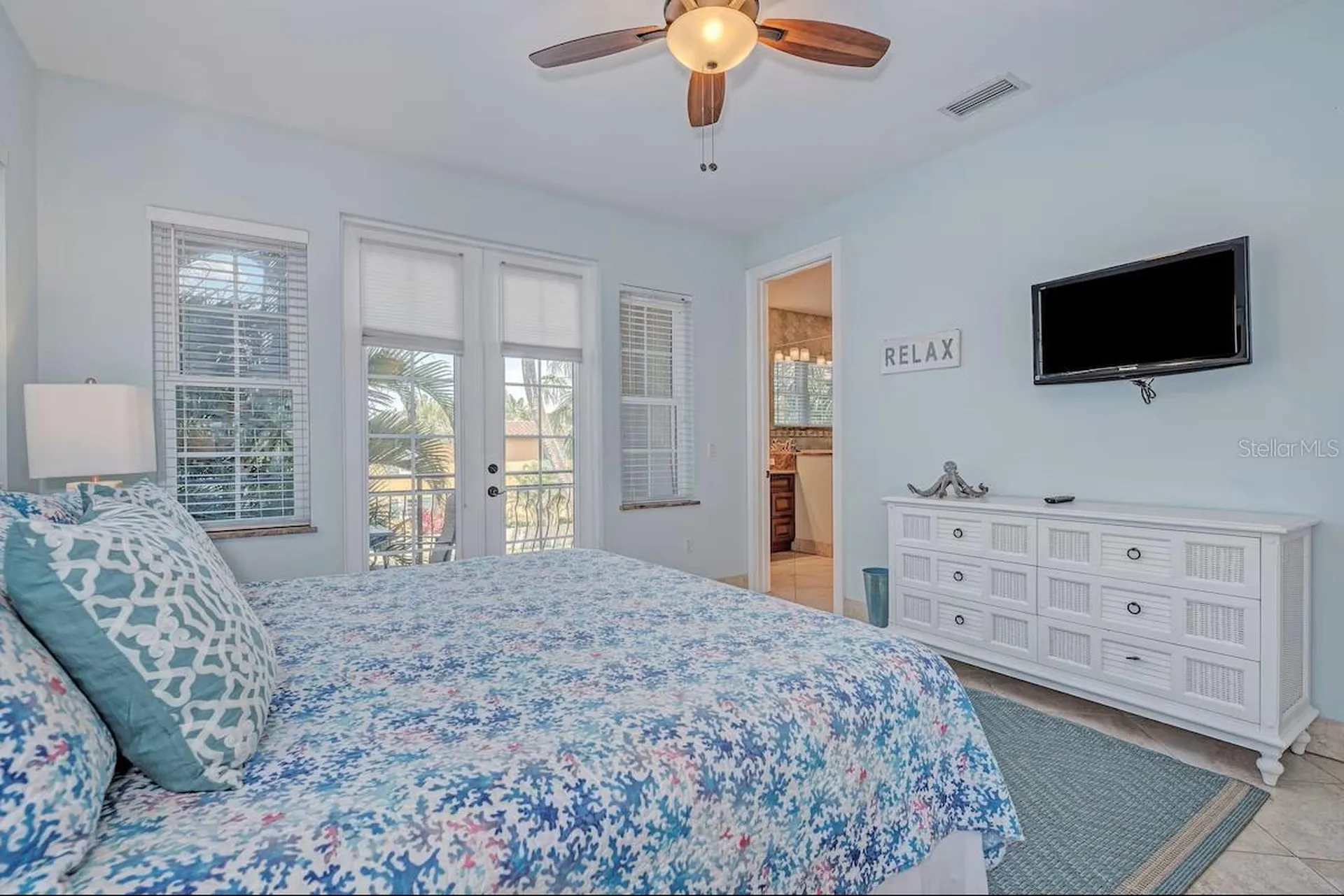 4118 5th Avenue Holmes Beach FL 34217