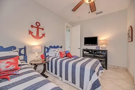 4118 5th Avenue Holmes Beach FL 34217