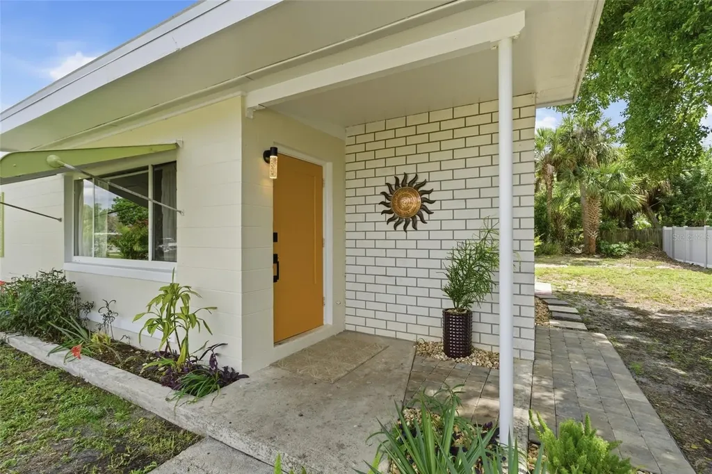 21921 Beverly Avenue Port Charlotte FL 33952