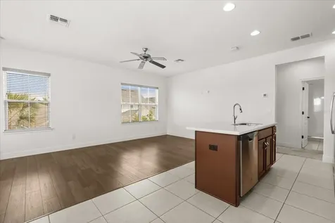 8673 Reymont Street Orlando FL 32827