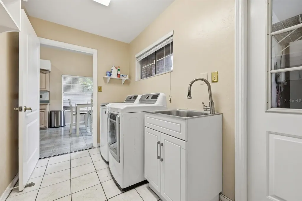 13708 SW 1st Lane Newberry FL 32669