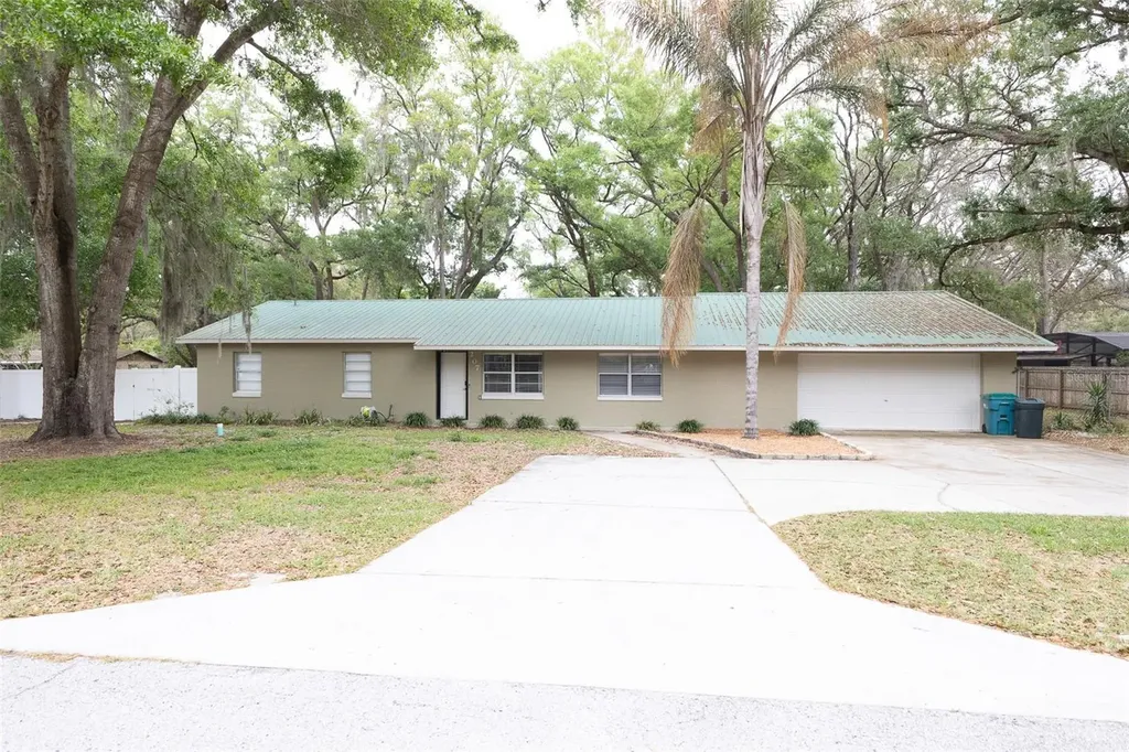 207 Mandarin Lane Fruitland Park FL 34731