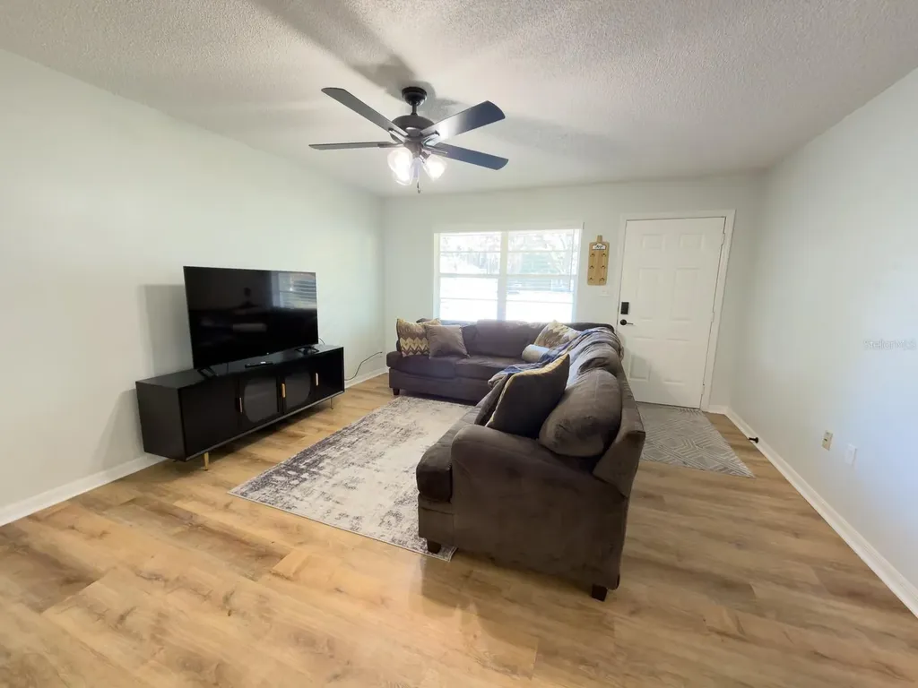 207 Mandarin Lane Fruitland Park FL 34731