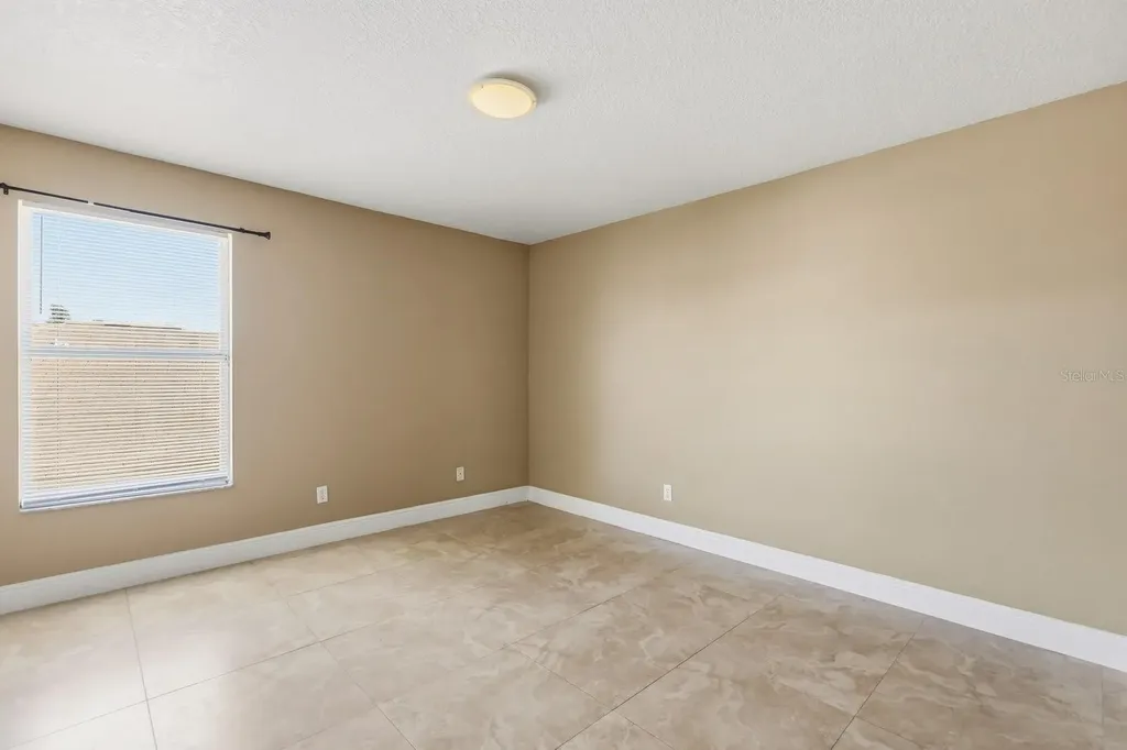 1431 Clarks Summit Court Orlando FL 32828
