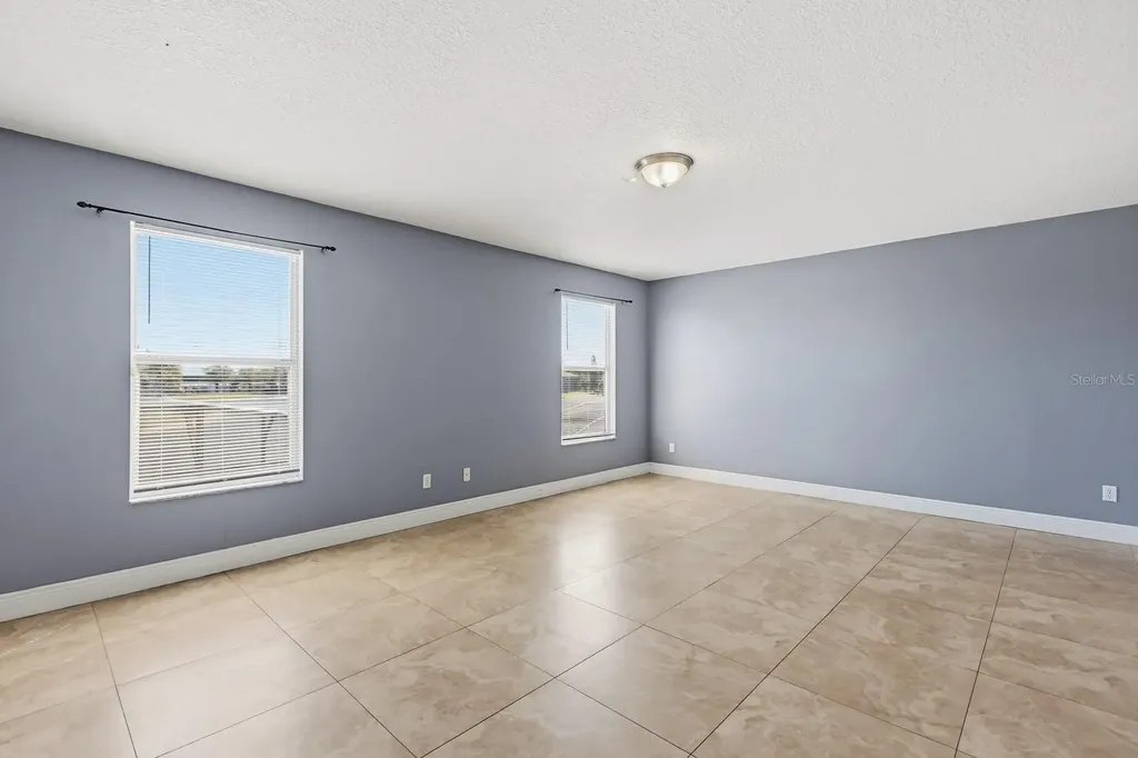 1431 Clarks Summit Court Orlando FL 32828