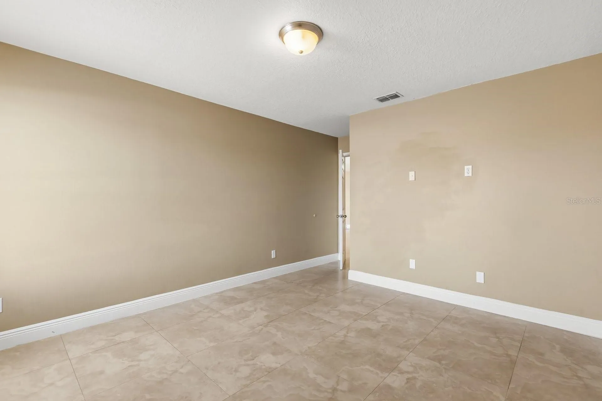 1431 Clarks Summit Court Orlando FL 32828