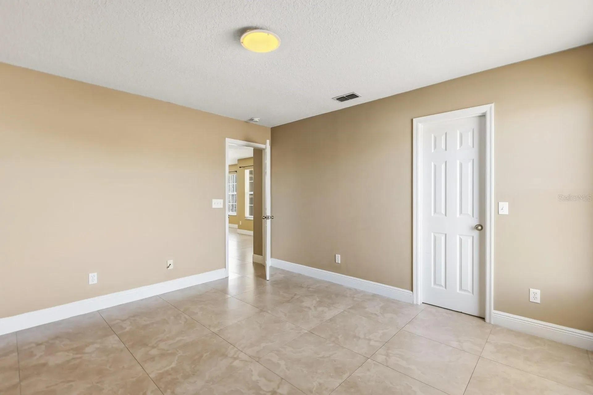 1431 Clarks Summit Court Orlando FL 32828