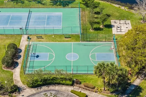 1431 Clarks Summit Court Orlando FL 32828