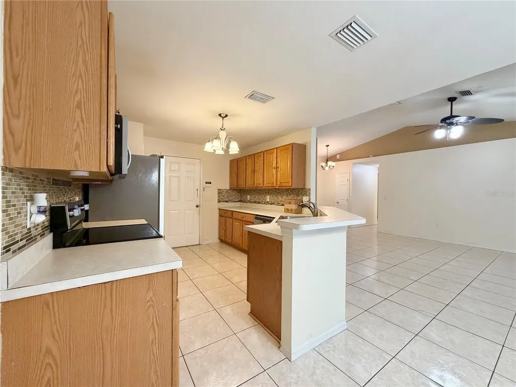 530 Finch Lane Kissimmee FL 34759
