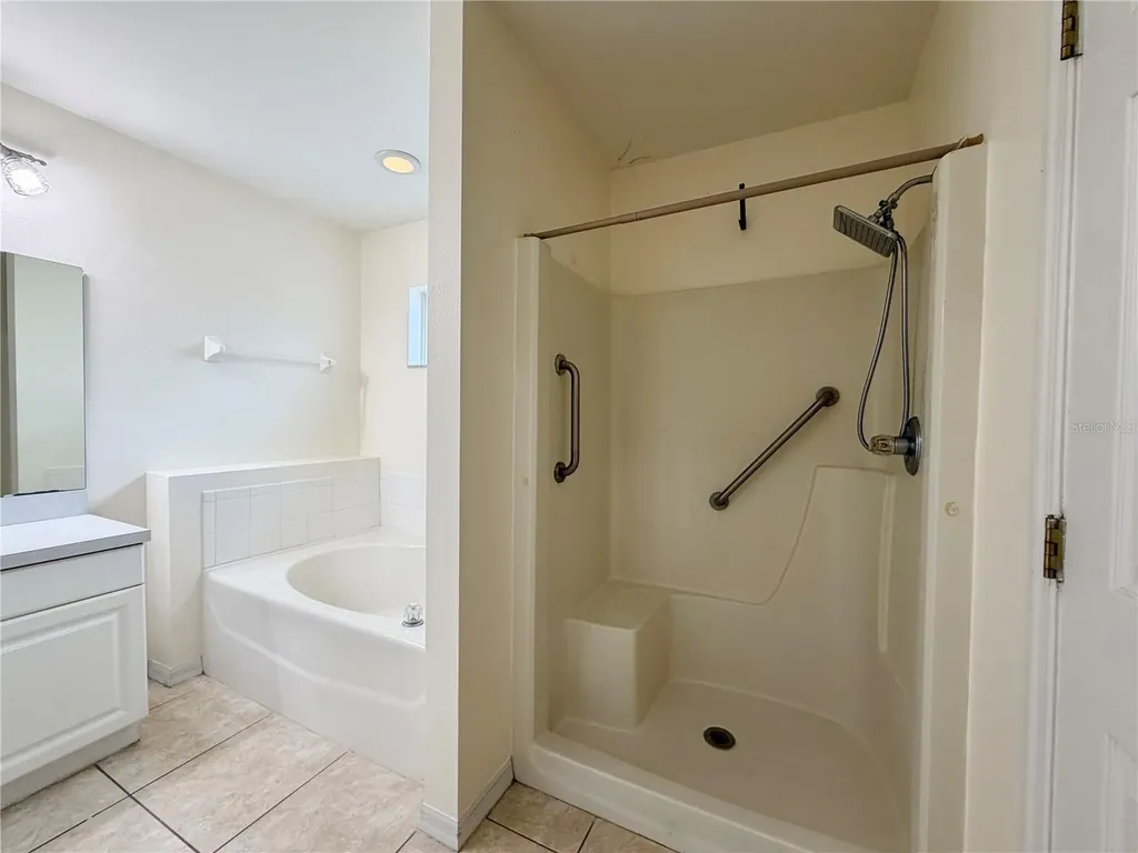 530 Finch Lane Kissimmee FL 34759