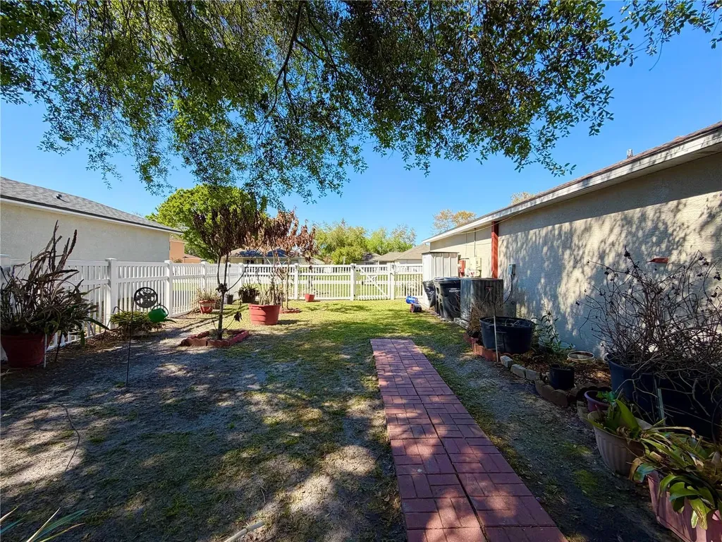 530 Finch Lane Kissimmee FL 34759