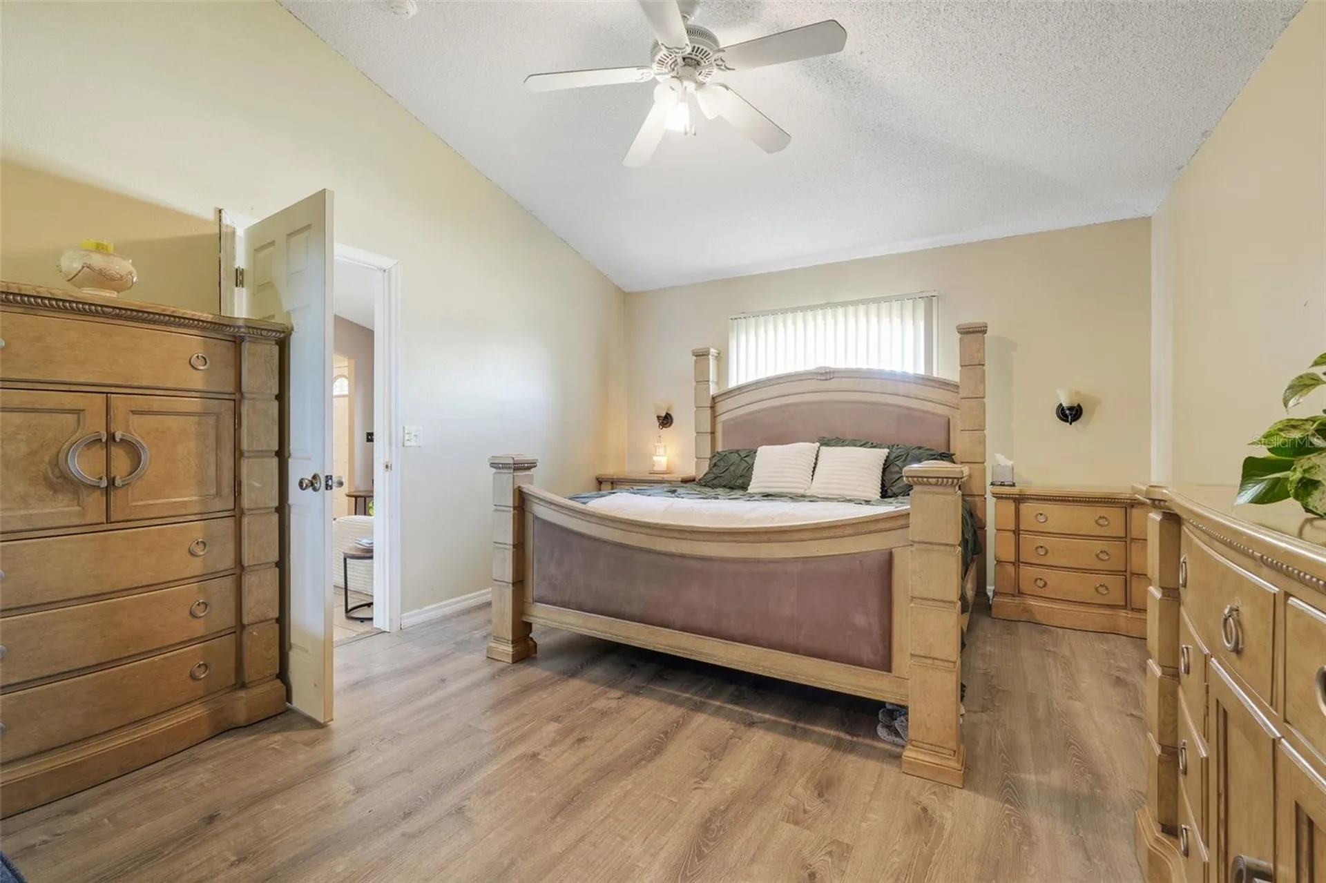 902 Cannes Drive Kissimmee FL 34759