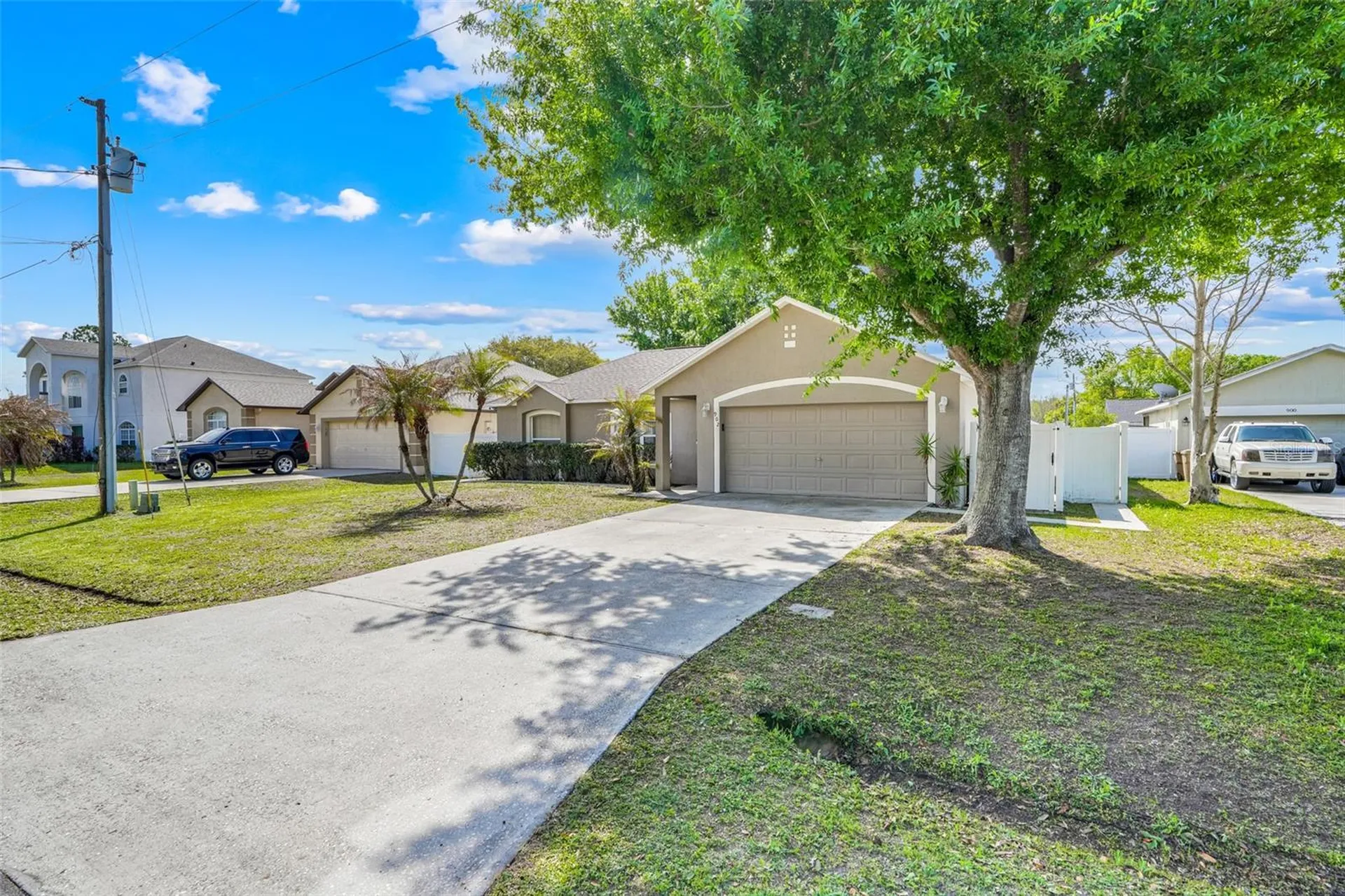 902 Cannes Drive Kissimmee FL 34759