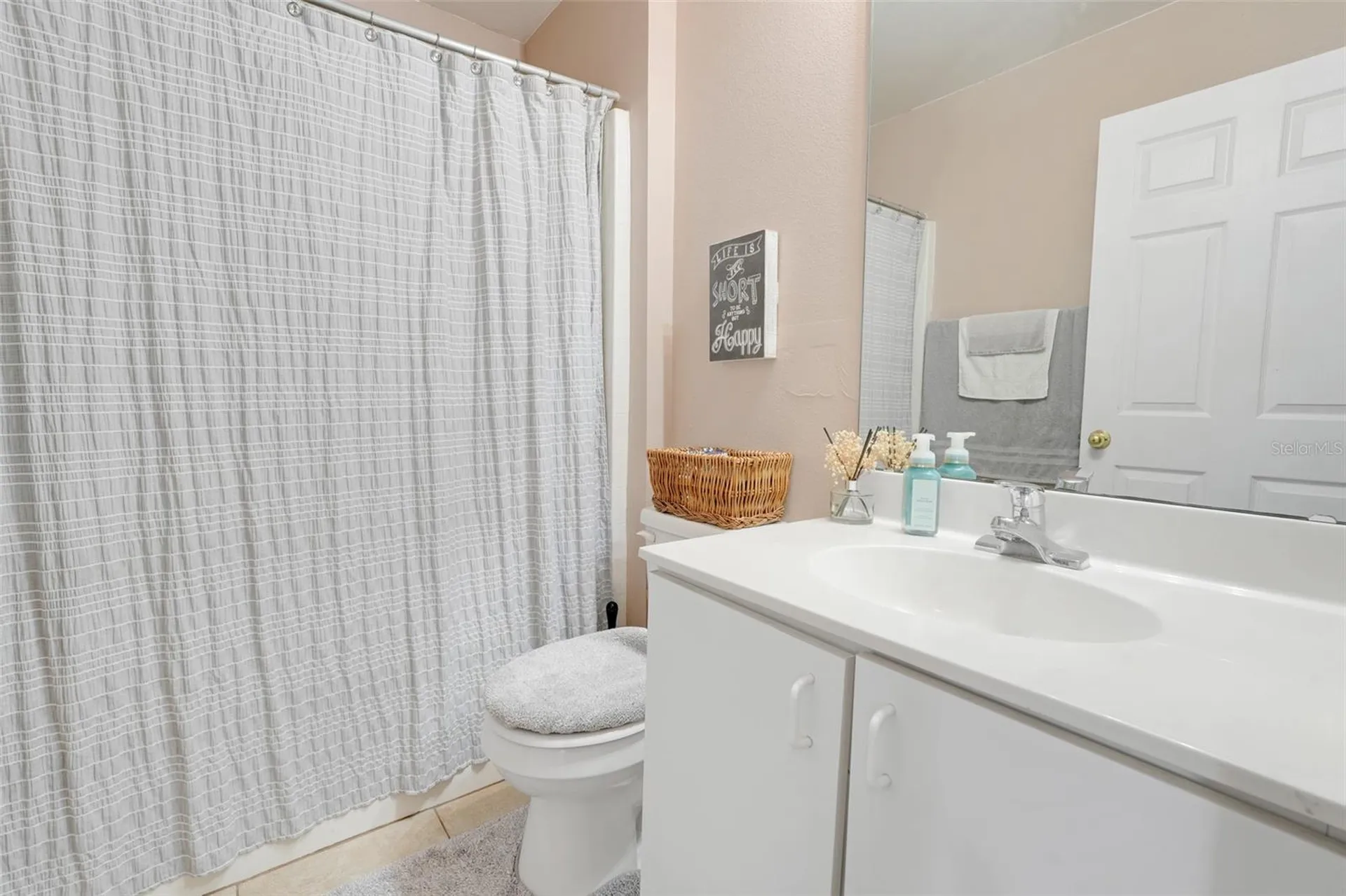 902 Cannes Drive Kissimmee FL 34759