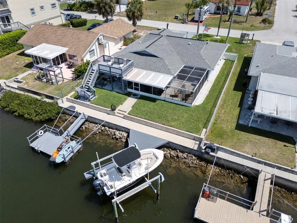 15627 Donzi Drive Hudson FL 34667