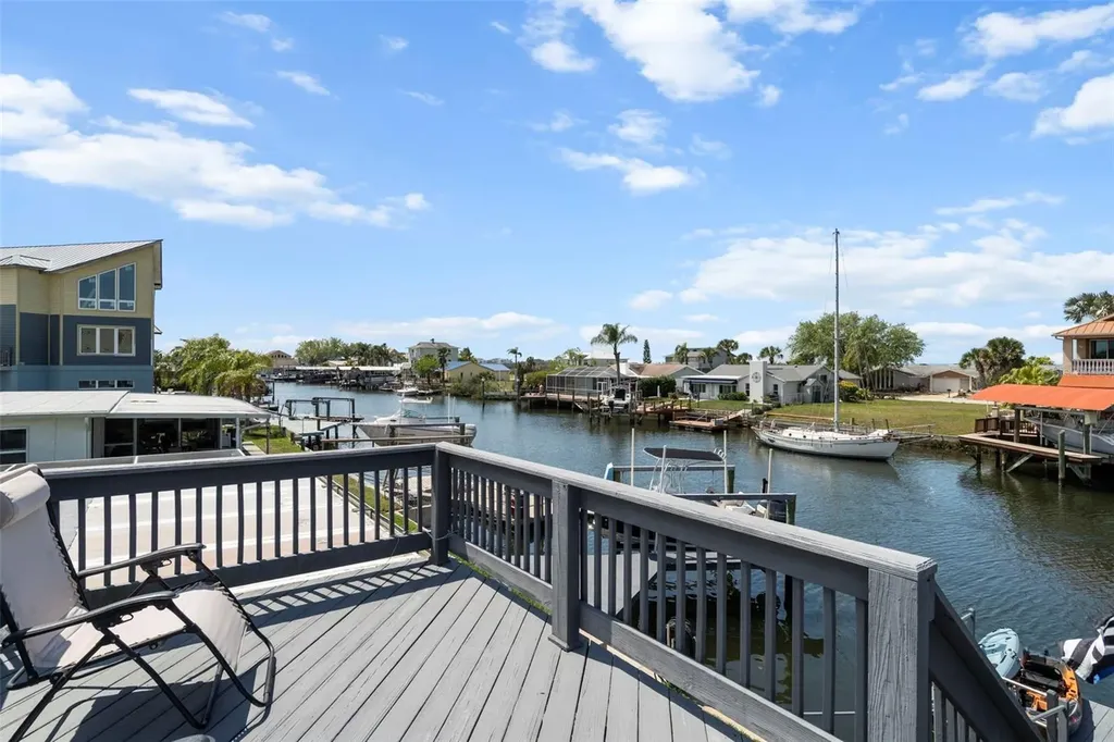 15627 Donzi Drive Hudson FL 34667