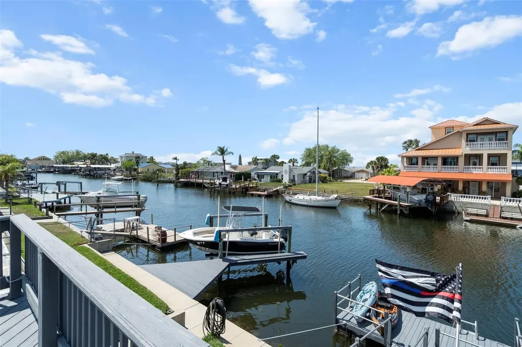 15627 Donzi Drive Hudson FL 34667