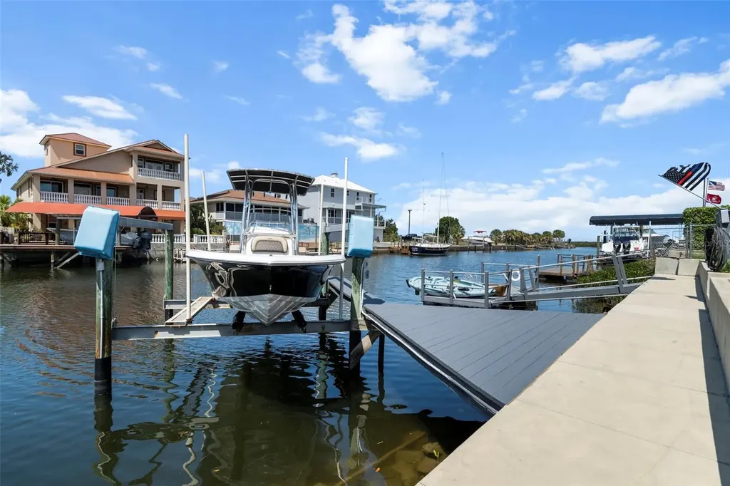 15627 Donzi Drive Hudson FL 34667