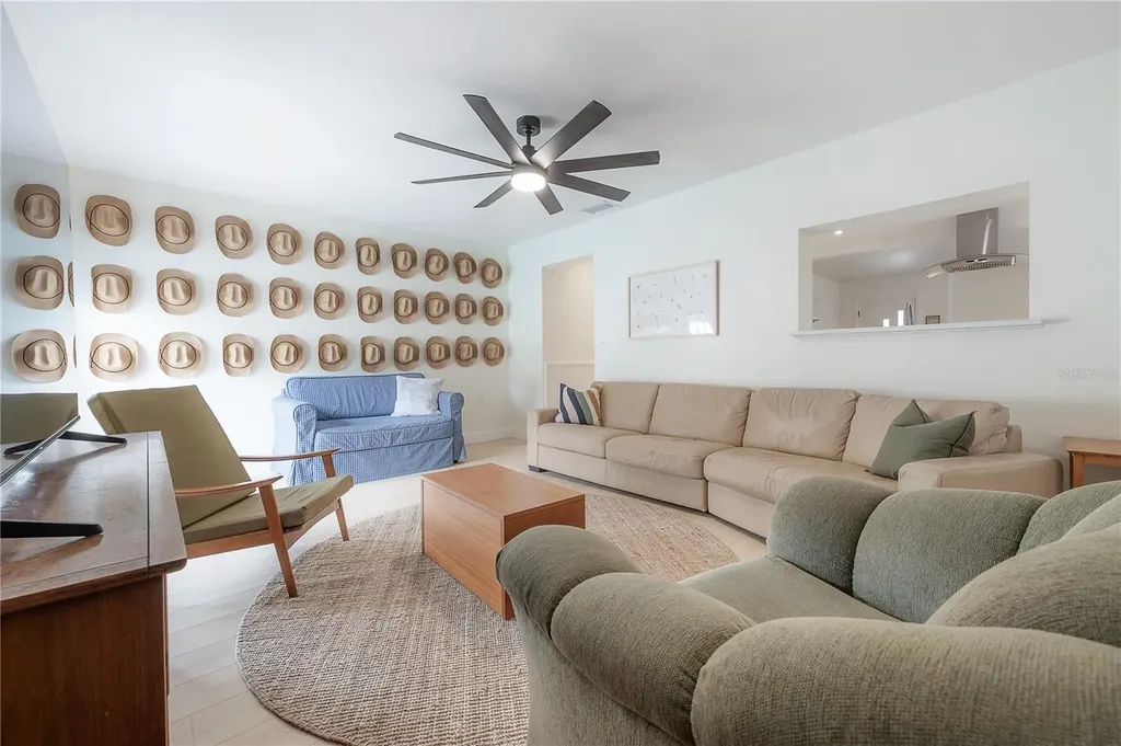 1304 W Bogie Drive Tampa FL 33612