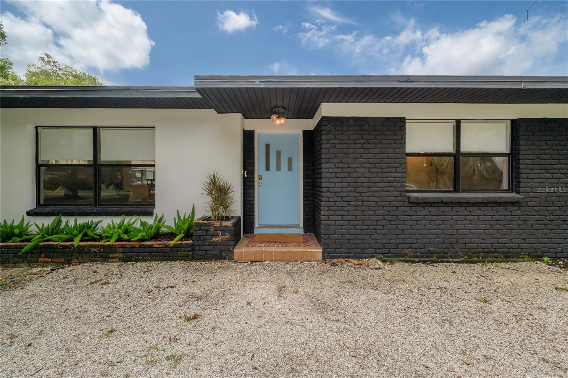 1304 W Bogie Drive Tampa FL 33612