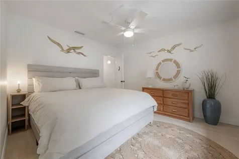 1304 W Bogie Drive Tampa FL 33612