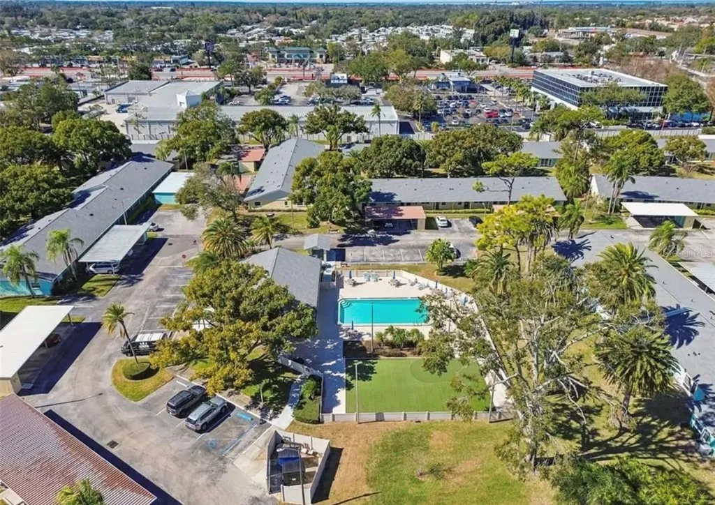 2465 Northside Drive Clearwater FL 33761