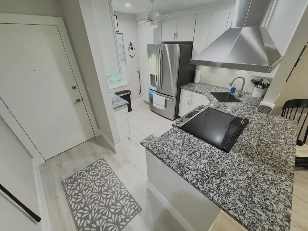 2465 Northside Drive Clearwater FL 33761