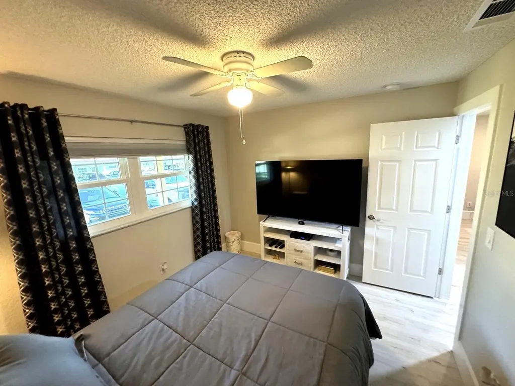 2465 Northside Drive Clearwater FL 33761