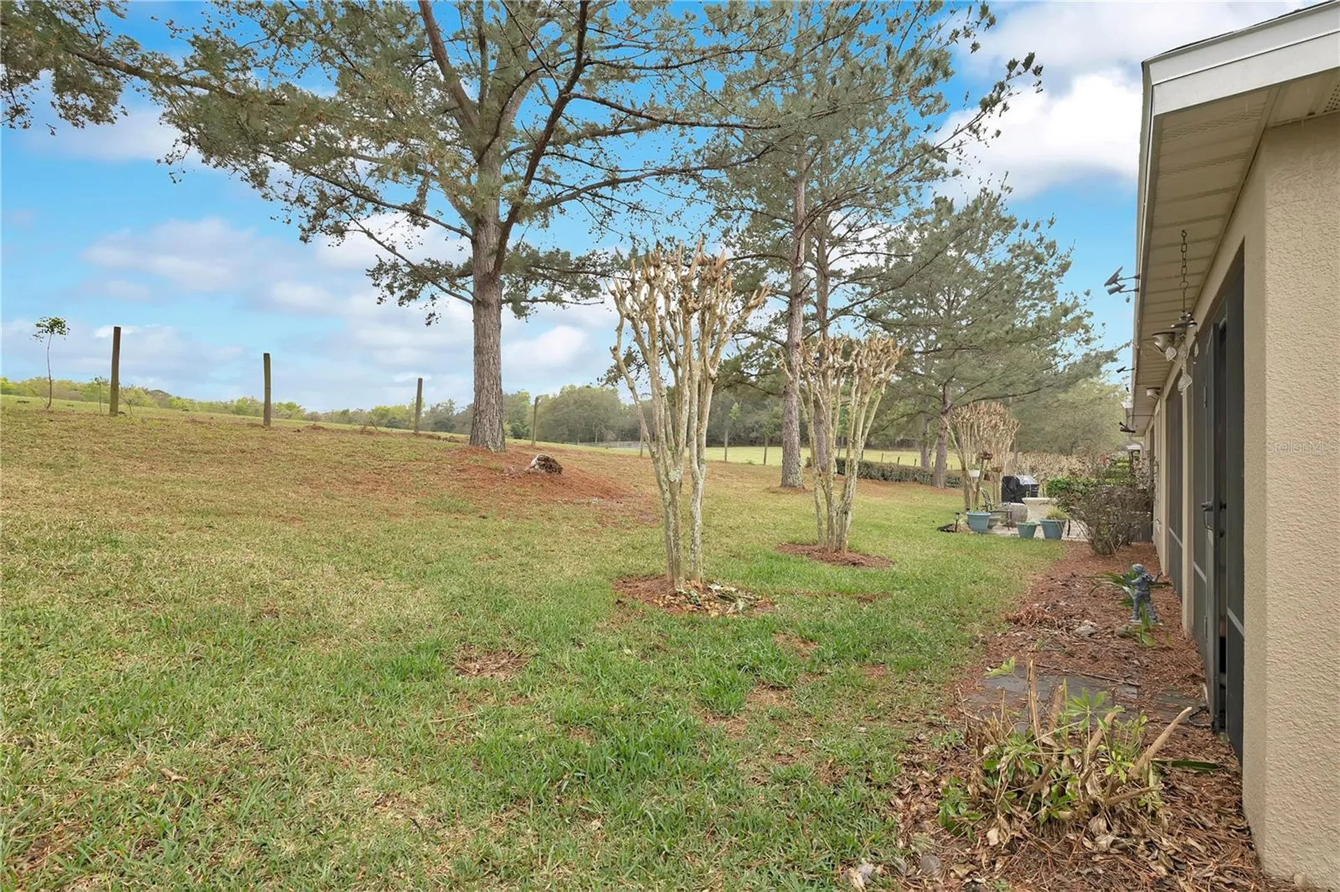 21714 Belgian Court Mount Dora FL 32757