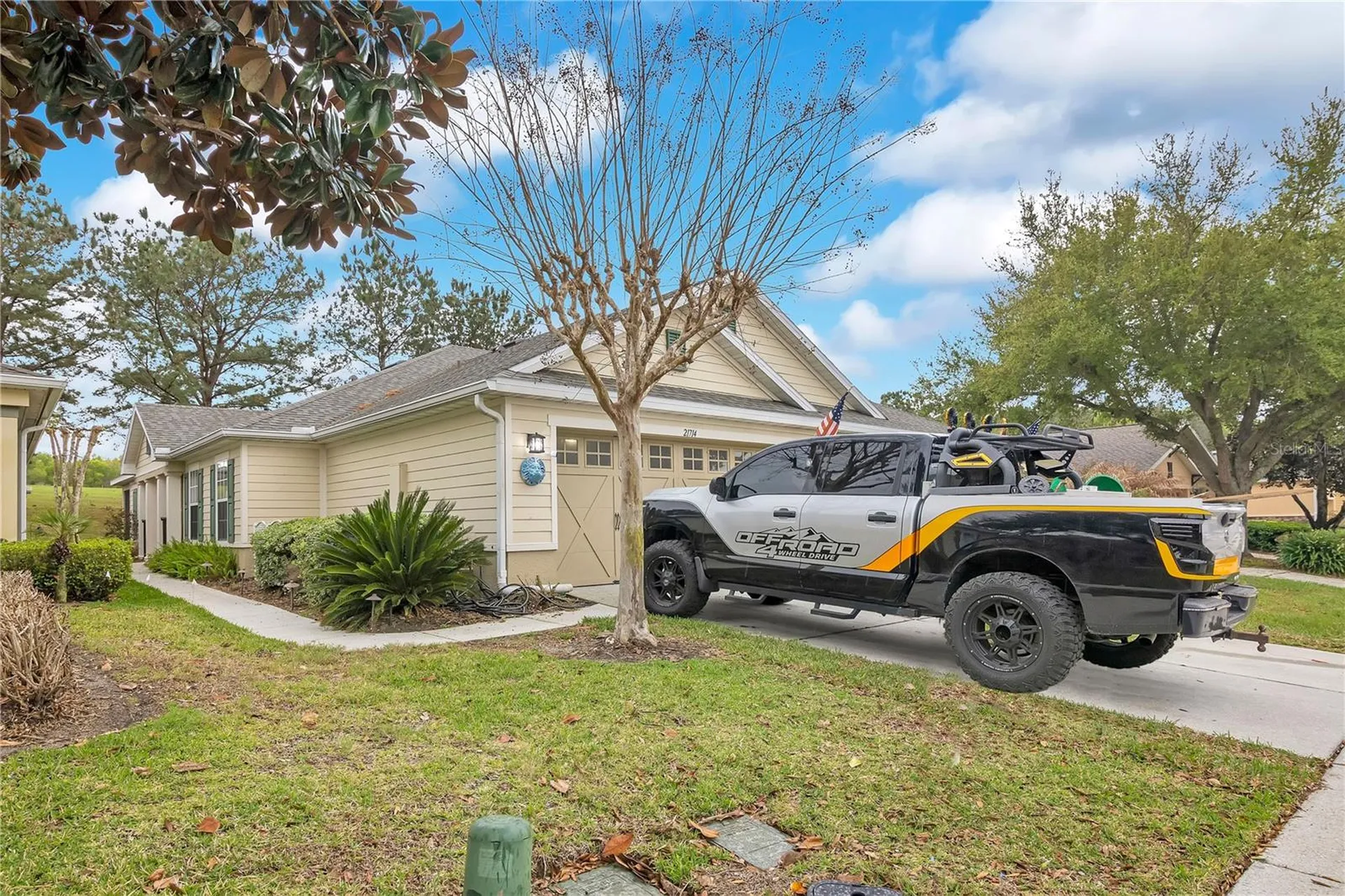21714 Belgian Court Mount Dora FL 32757