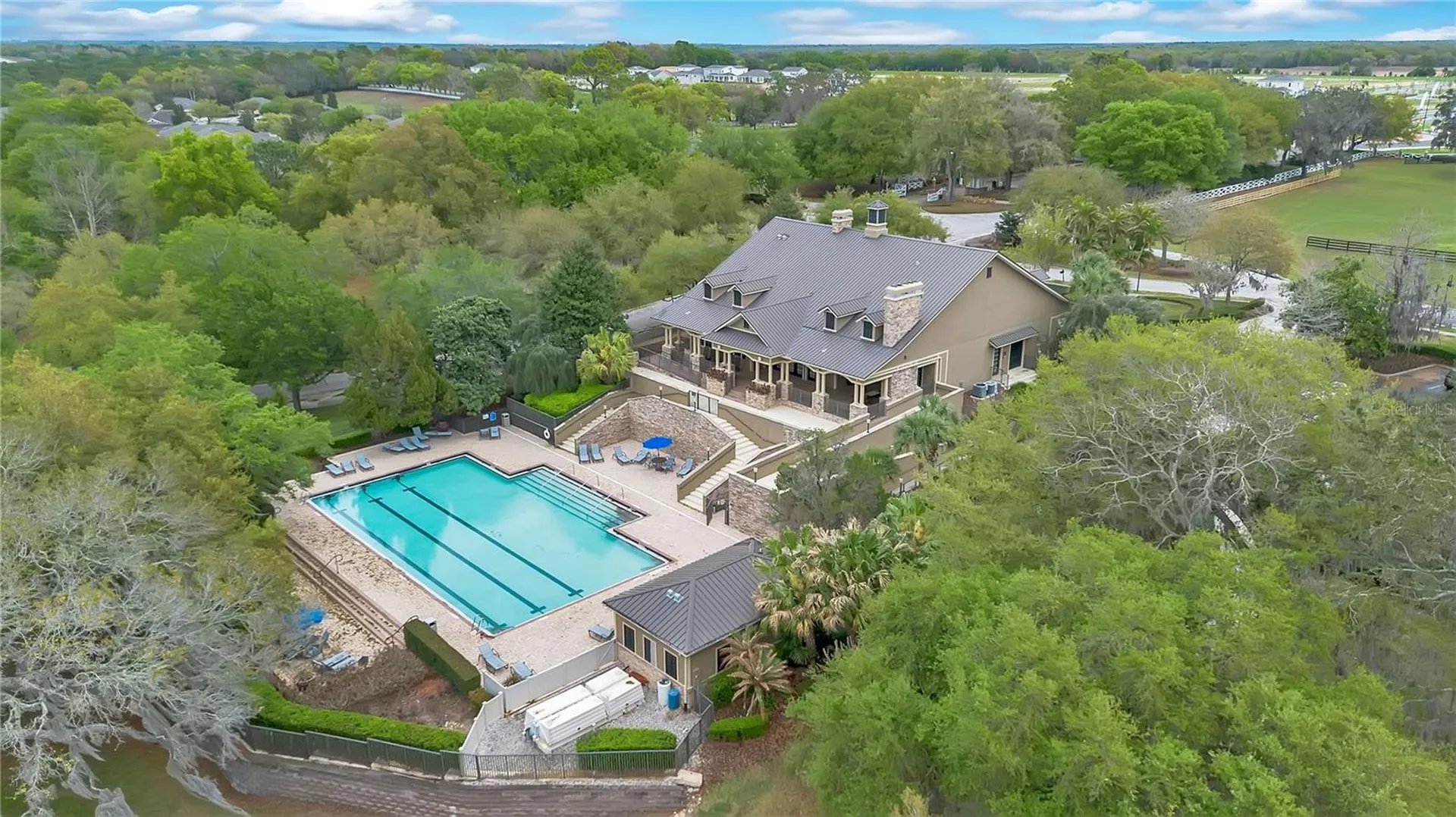 21714 Belgian Court Mount Dora FL 32757