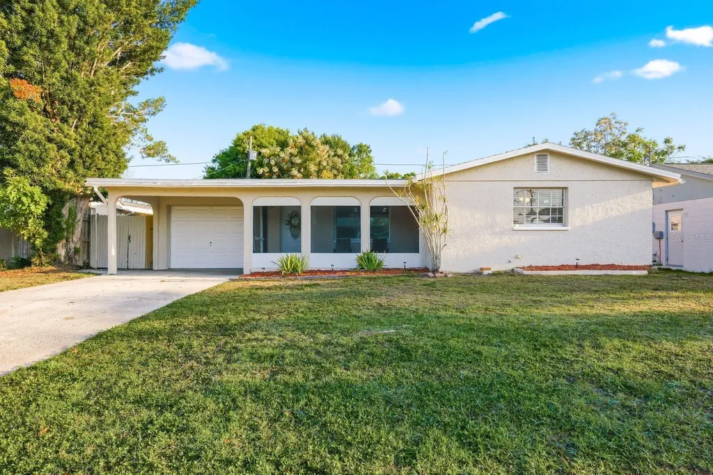 8373 76th Avenue Seminole FL 33777