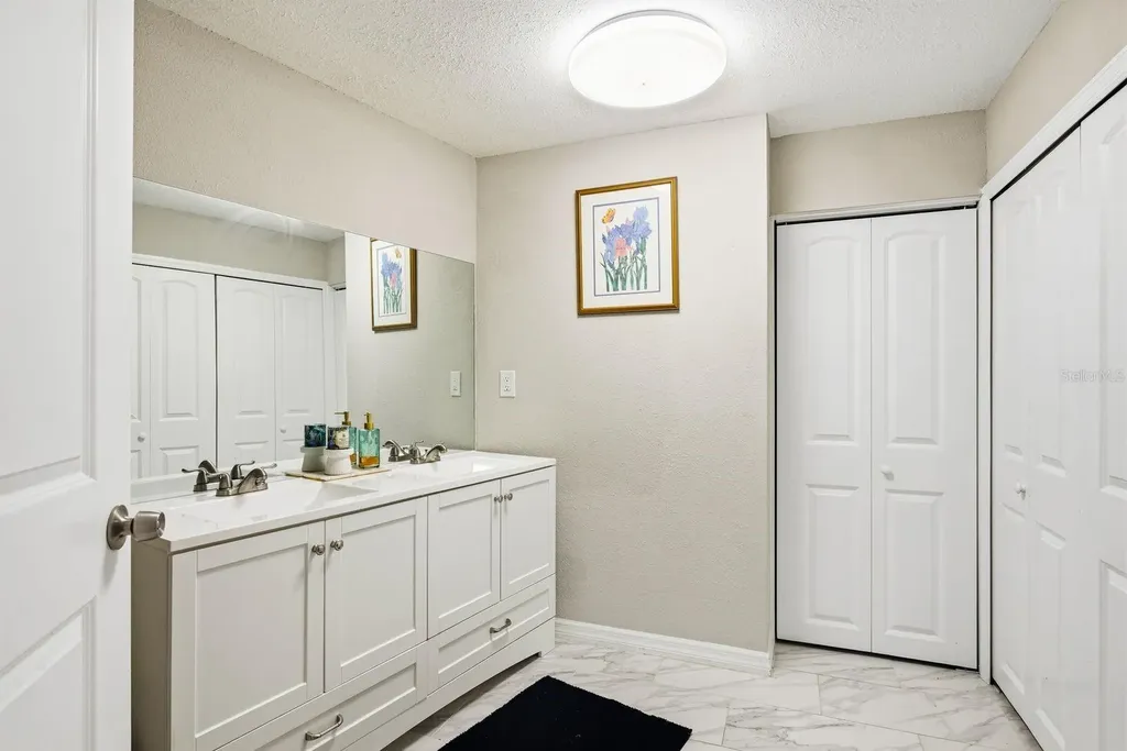 8373 76th Avenue Seminole FL 33777