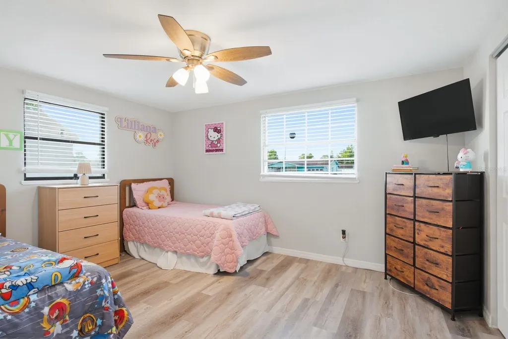 8373 76th Avenue Seminole FL 33777