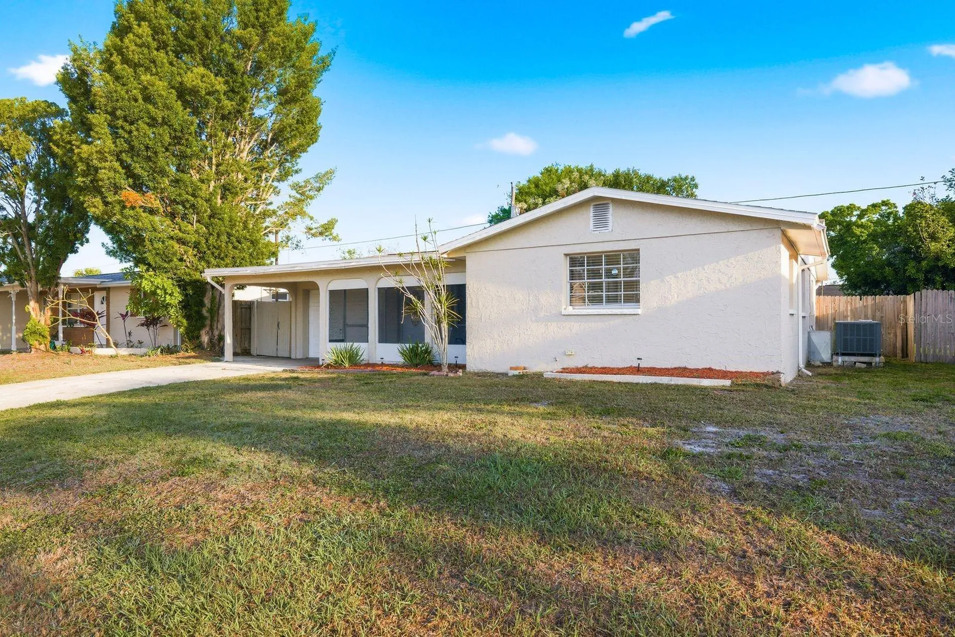8373 76th Avenue Seminole FL 33777