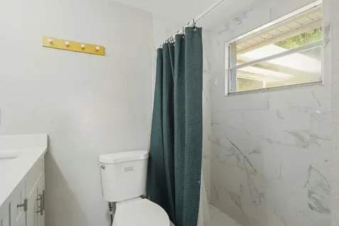 8373 76th Avenue Seminole FL 33777