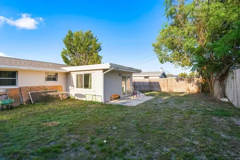8373 76th Avenue Seminole FL 33777