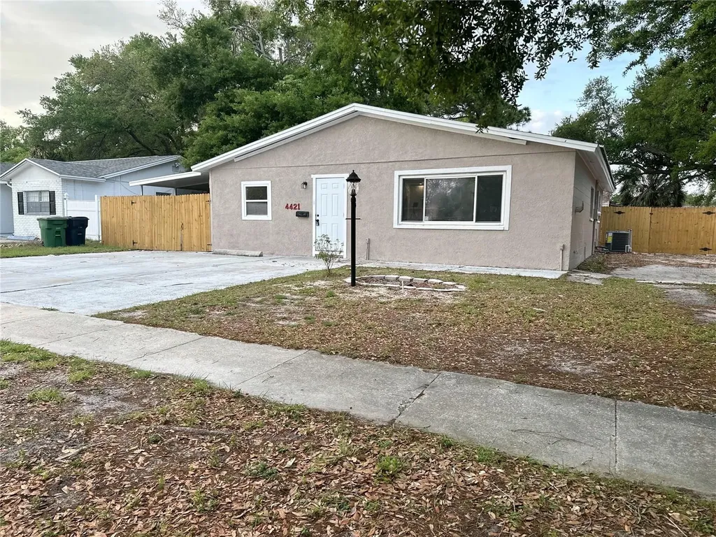 4421 Gandy Circle Tampa FL 33616