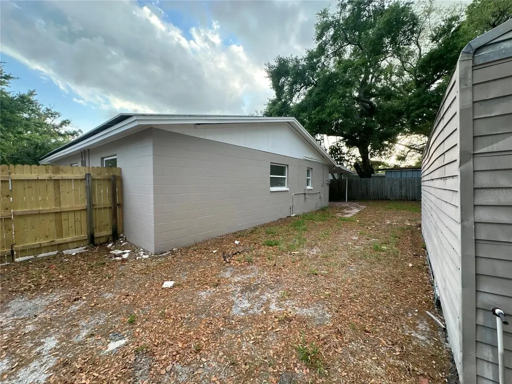 4421 Gandy Circle Tampa FL 33616