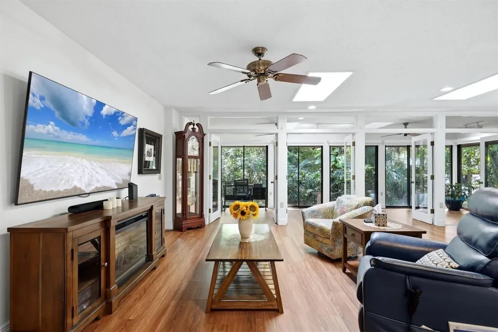 3351 Thornwood Road Sarasota FL 34231