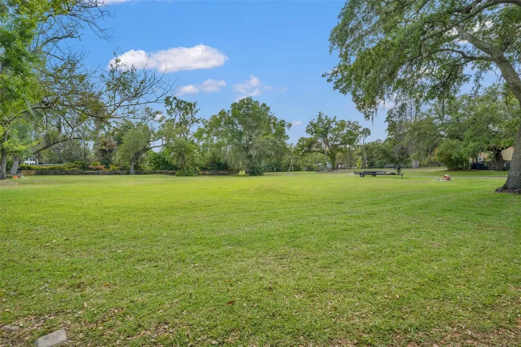 5924 River Terrace Tampa FL 33604