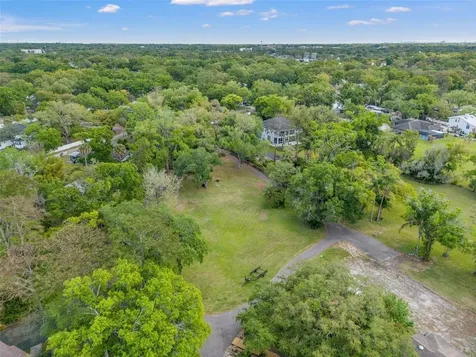 5924 River Terrace Tampa FL 33604
