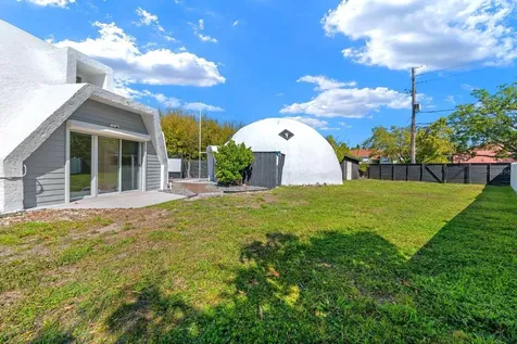 3900 41st Street S St Petersburg FL 33711