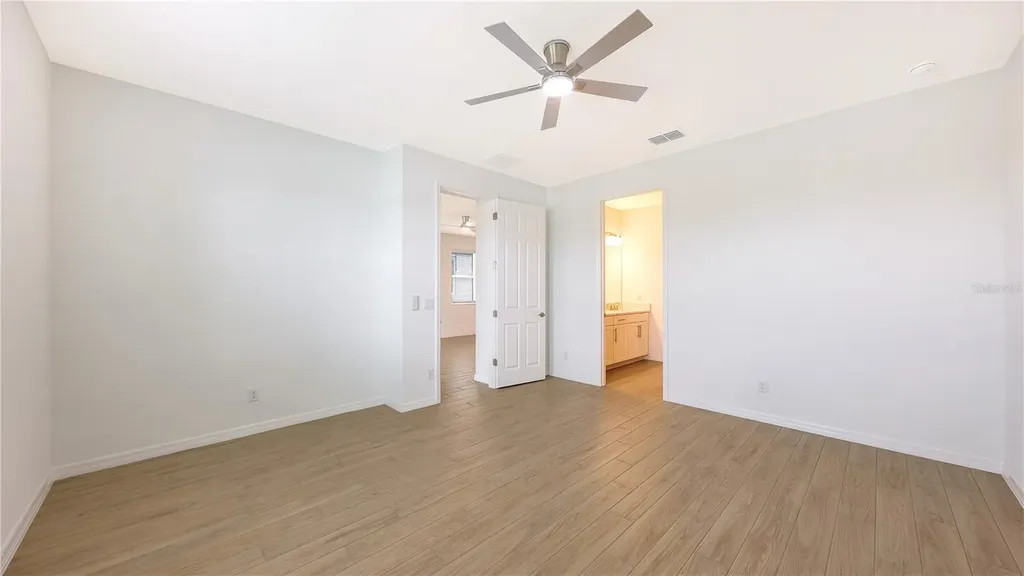 18123 Cherished Loop Lakewood Ranch FL 34211