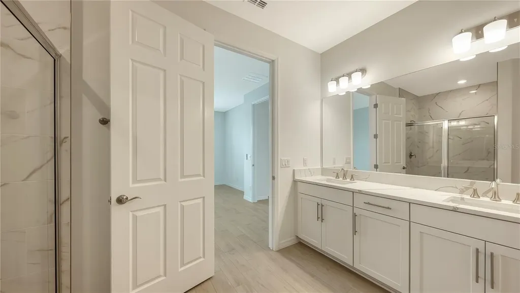18123 Cherished Loop Lakewood Ranch FL 34211