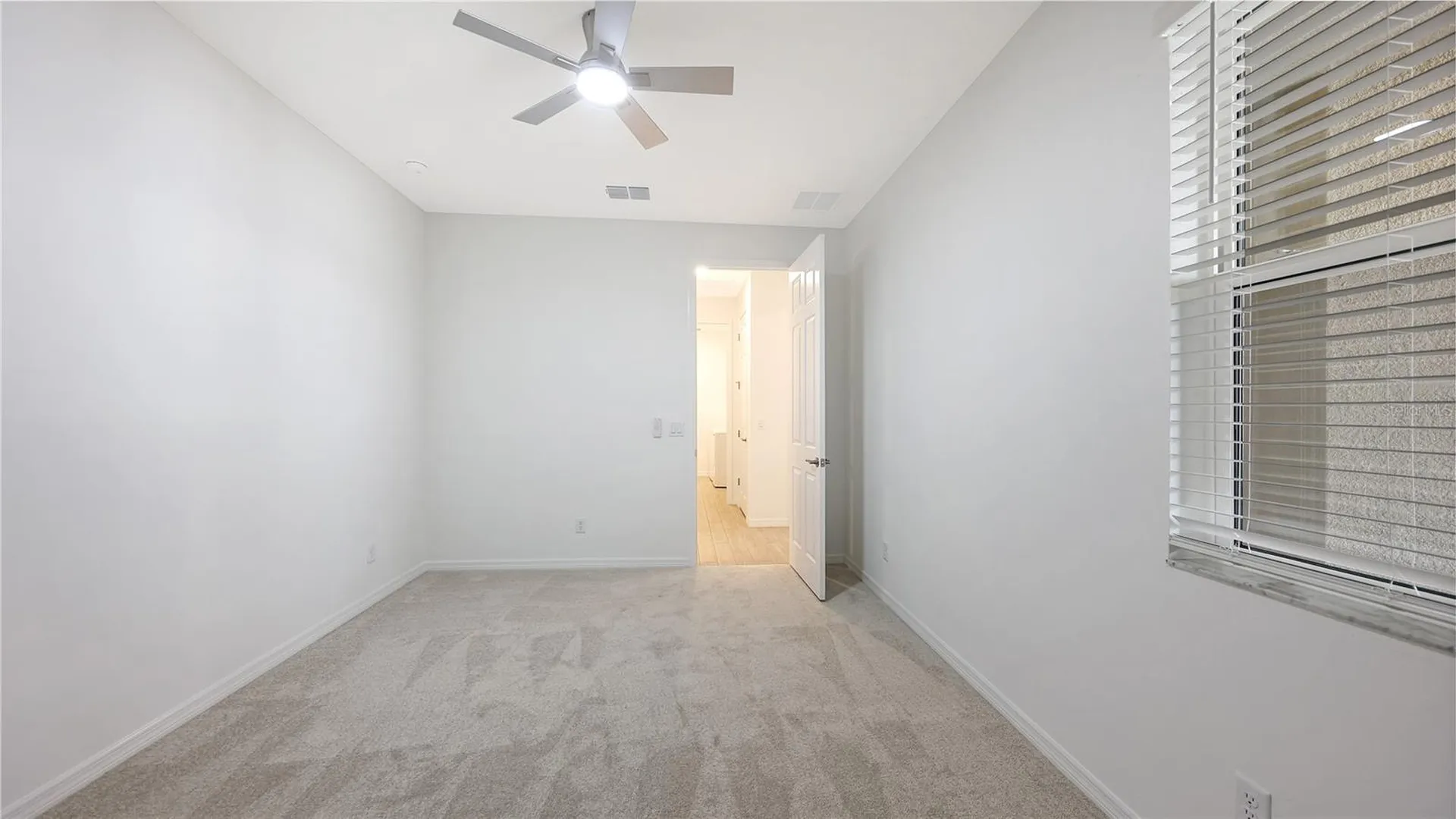 18123 Cherished Loop Lakewood Ranch FL 34211