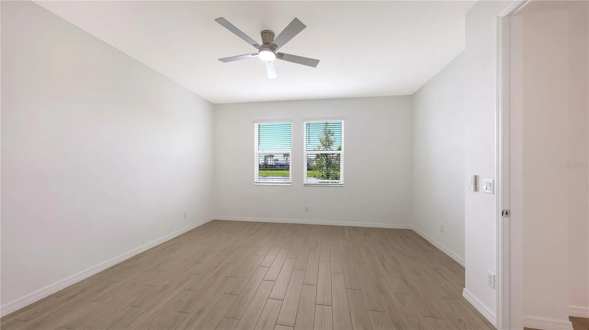 18123 Cherished Loop Lakewood Ranch FL 34211
