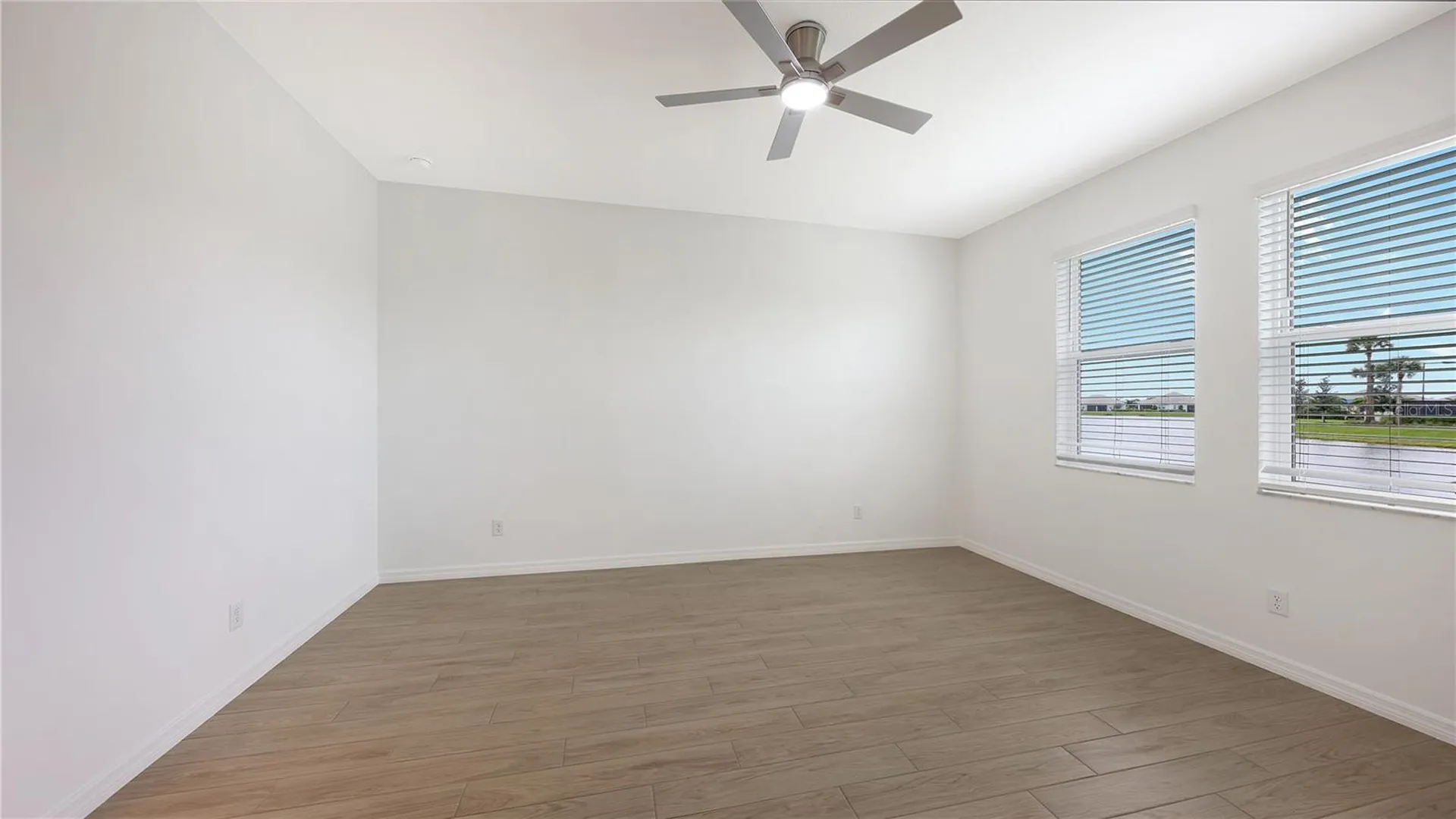 18123 Cherished Loop Lakewood Ranch FL 34211