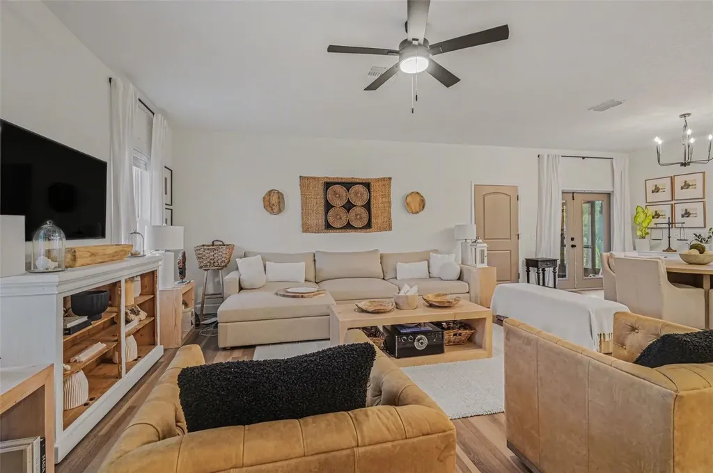 2740 Iris Road Deland FL 32724